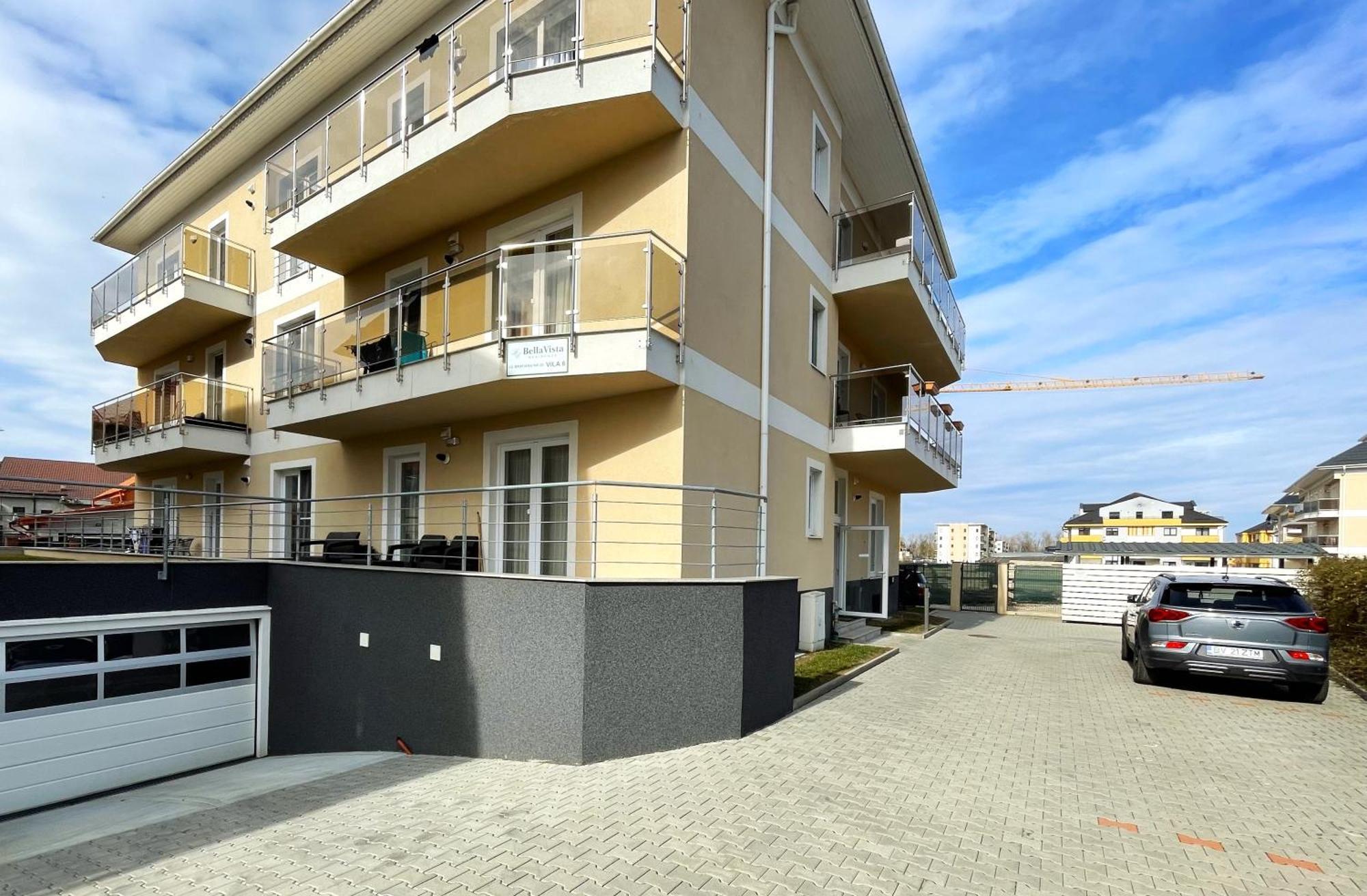 Bella Vista With Balcony דירה